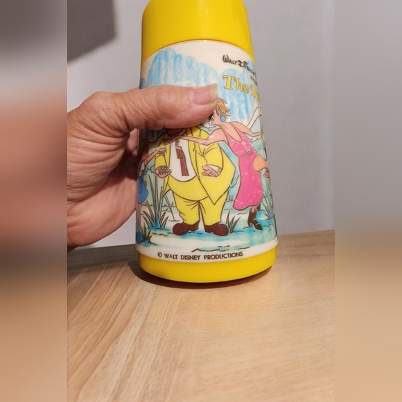 THE RESCUERS metal Disney LUNCH BOX & THERMOS vintage 1977 - Picture 3 of 16